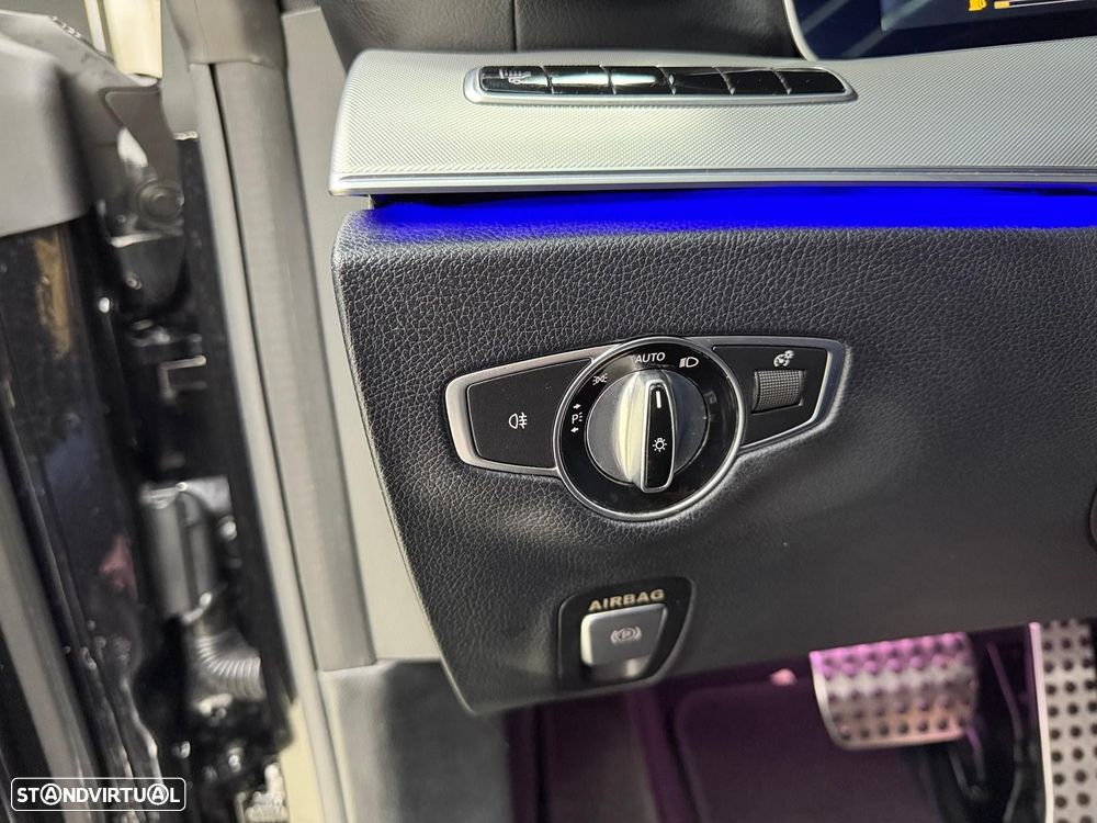 Mercedes-Benz E 220 d Coupe 9G-TRONIC AMG Line - 33