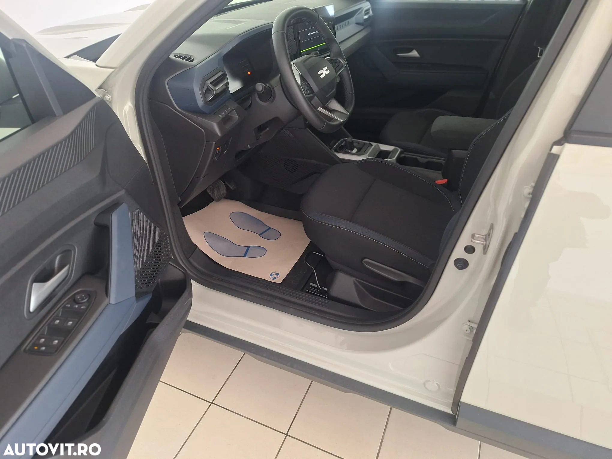 Dacia Duster HEV 140 Journey - 6