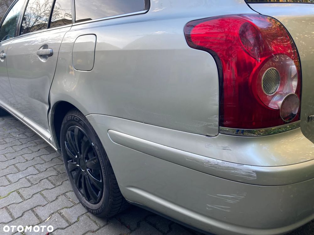 Toyota Avensis 2.0 VVT-i Sol Plus - 6