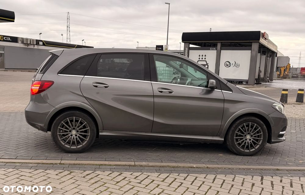 Mercedes-Benz Klasa B (Electric Drive) 250 e - 9