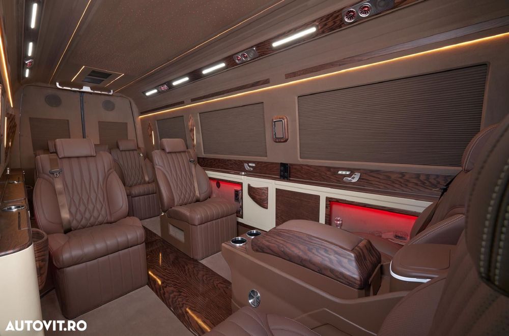 Mercedes-Benz Sprinter 906.235 7GTronic - 19