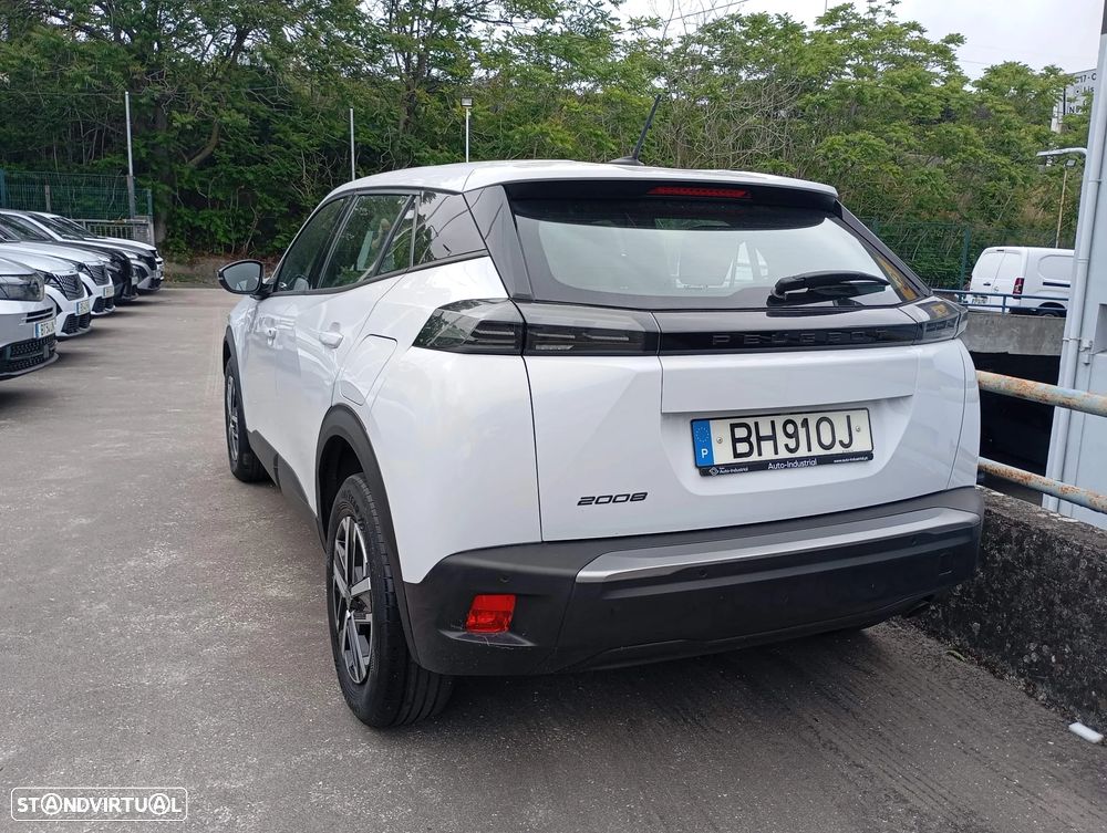 Peugeot 2008 1.2 PureTech Active - 4