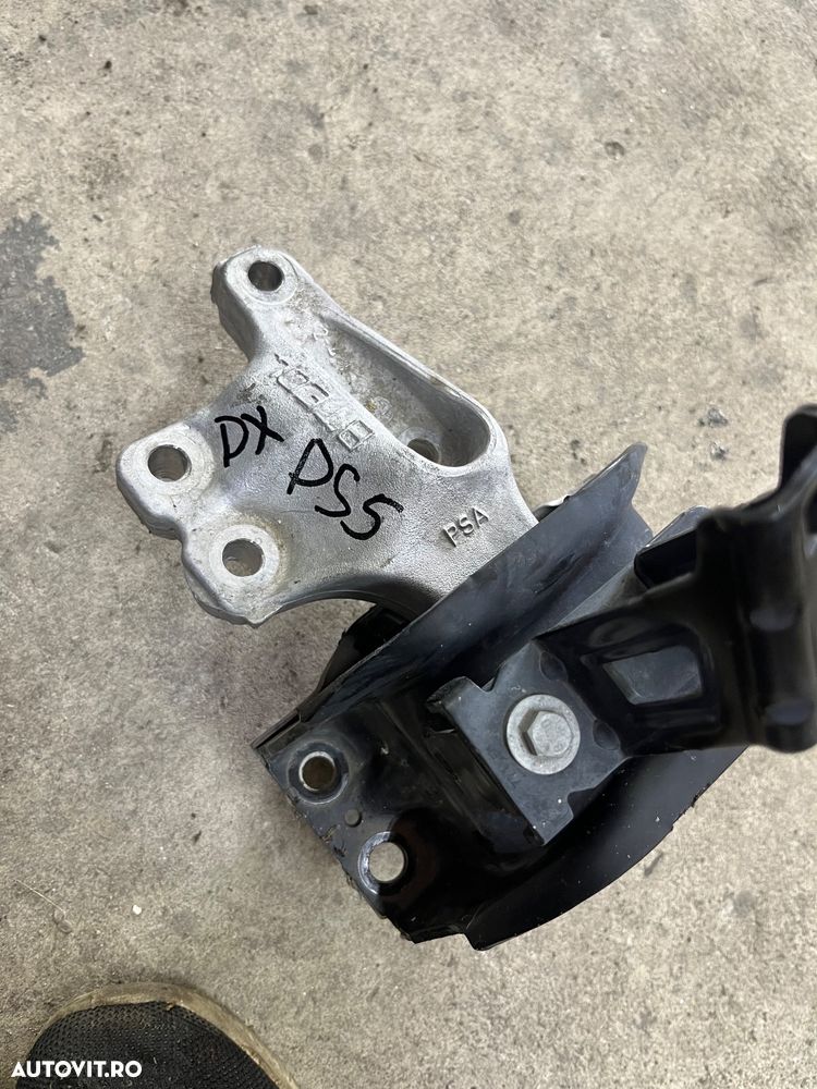 Suport motor Citroen Ds5 2.0 hibrid 2013 - 3