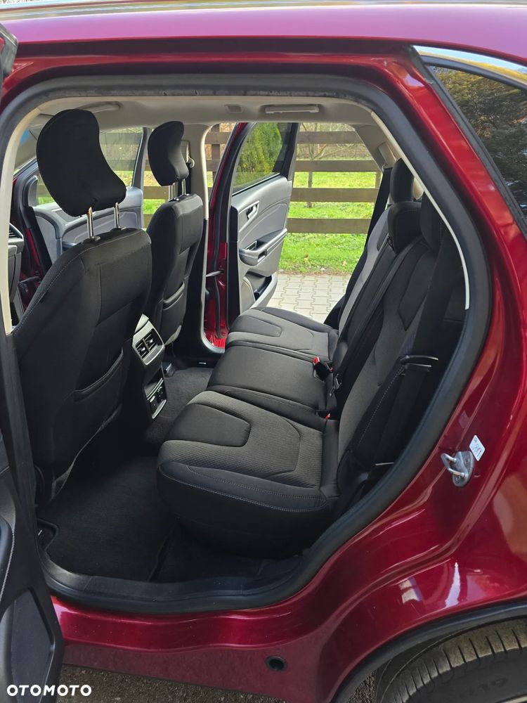 Ford Edge 2.0 TDCi Bi-Turbo 4x4 Titanium - 24