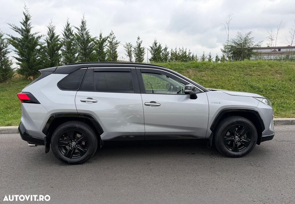 Toyota RAV4 - 3