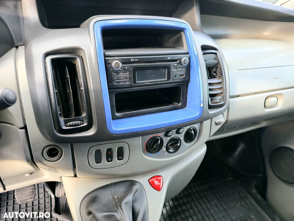 Renault Trafic Grand Passenger L2H1 Authentique - 14