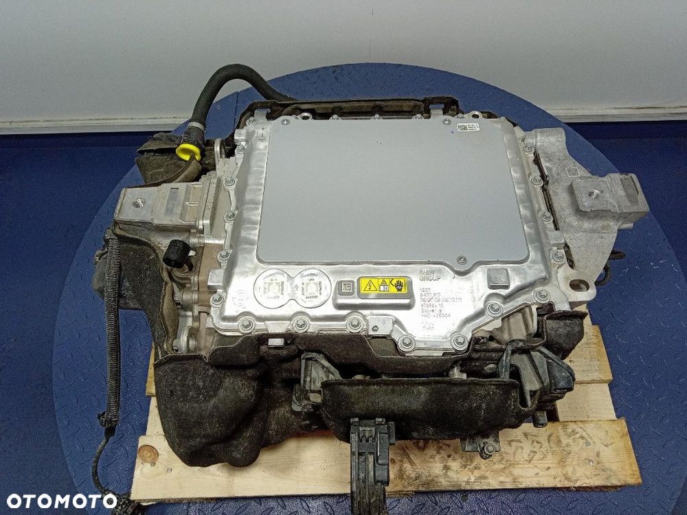 BMW IX1 X1 U11 SILNIK ELEKTRYCZNY PRZÓD PRZEDNI 8477917 - 2