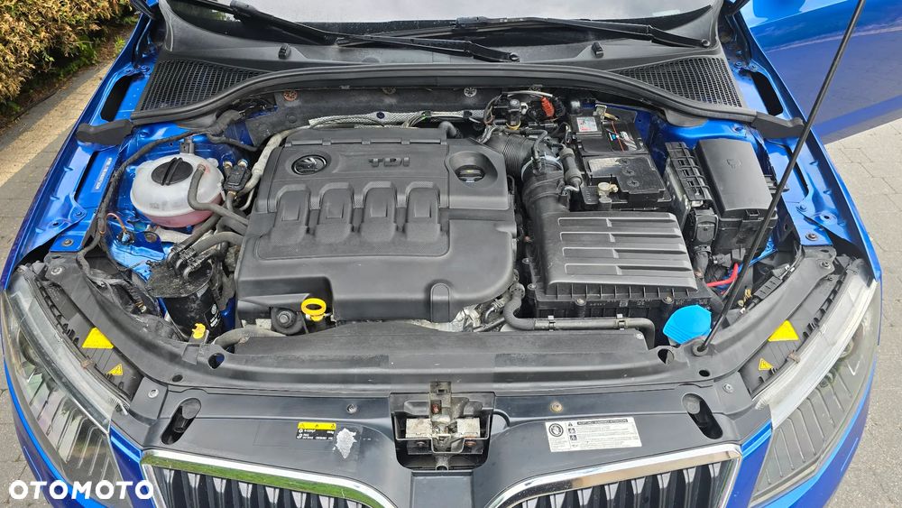 Skoda Octavia 2.0 TDI (Green tec) 4x4 Joy - 14