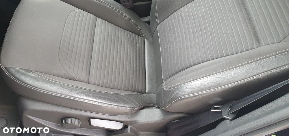 Ford Kuga 1.5 EcoBoost FWD Titanium ASS MMT6 - 16