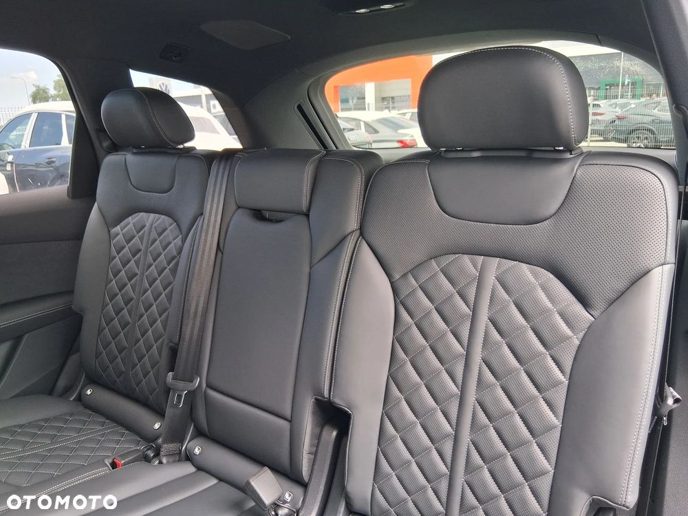 Audi Q7 - 8