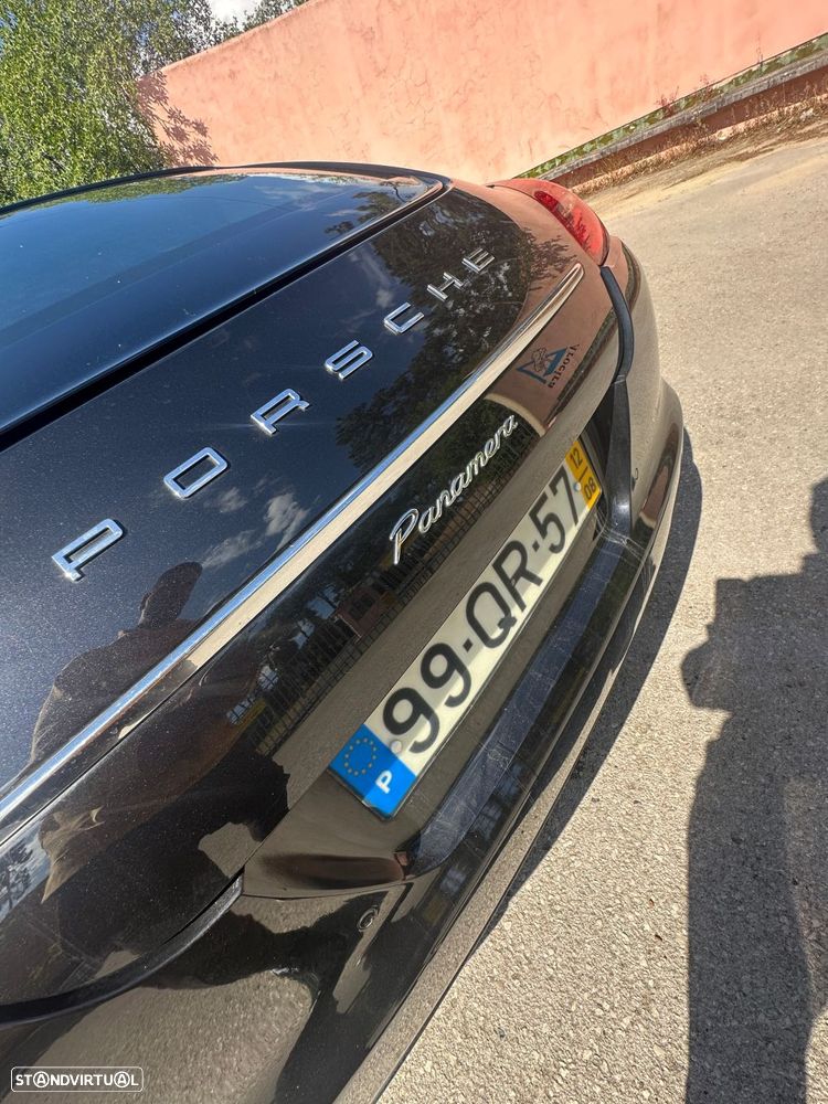 Porsche Panamera Platinum Edition - 26