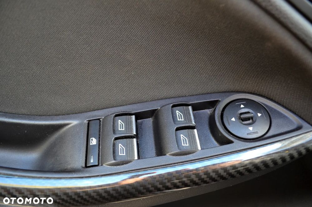 Ford Focus 2.0 EcoBoost ST - 16