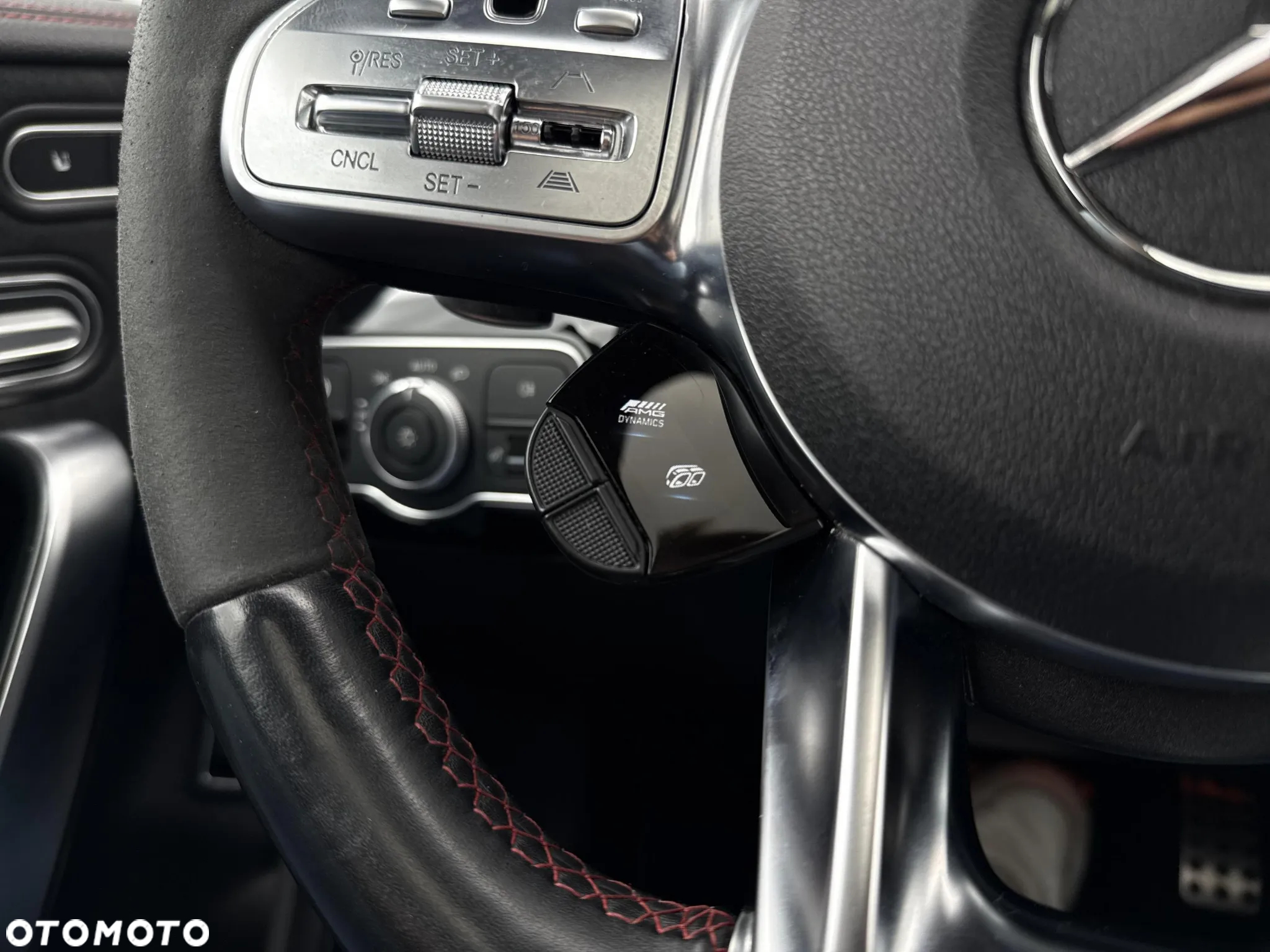 Mercedes-Benz CLA AMG 45 S 4-Matic 8G-DCT - 17