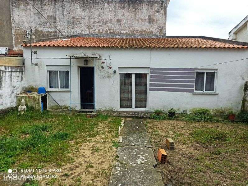 Vende se 2 moradias  Pederneira/ Nazaré - Grande imagem: 2/12