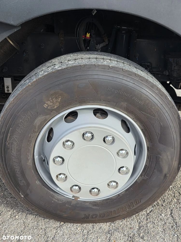 Renault T 380 / KONTENER / IZOTERMA / WINDA  /  18 EUROPALET / SYPIALKA  / AUTOMAT / JAK NOWA / E6 / SPROWADZONA / - 17