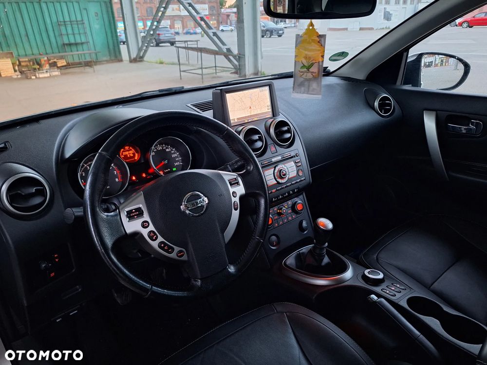 Nissan Qashqai 2.0 4 x 4 tekna - 9