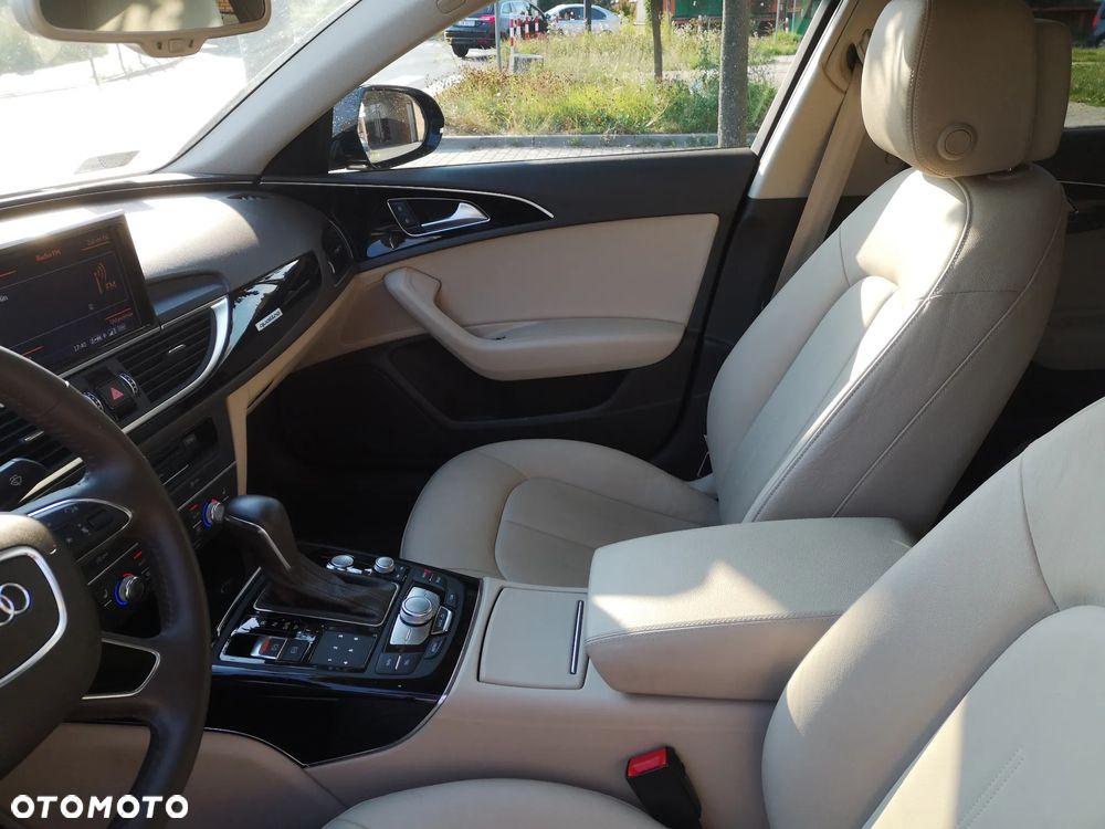 Audi A6 - 6