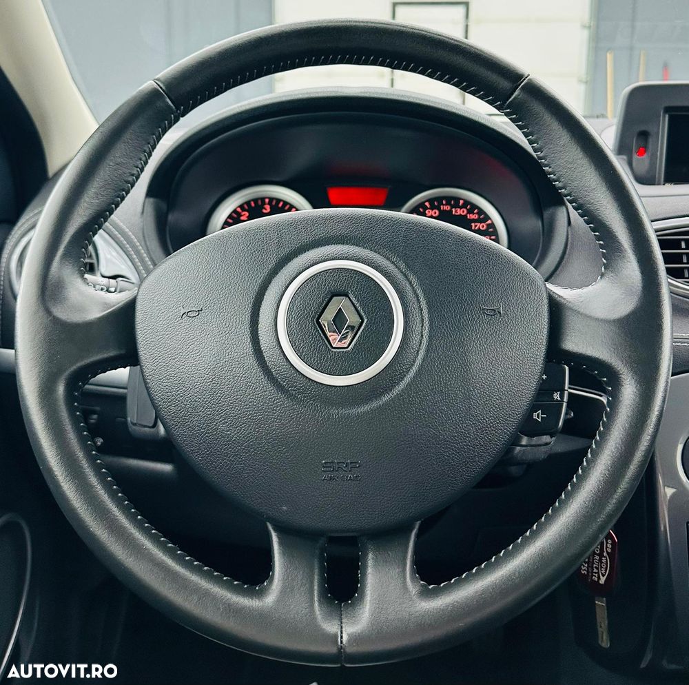 Renault Clio dCi 75 Stop & Start Life - 27