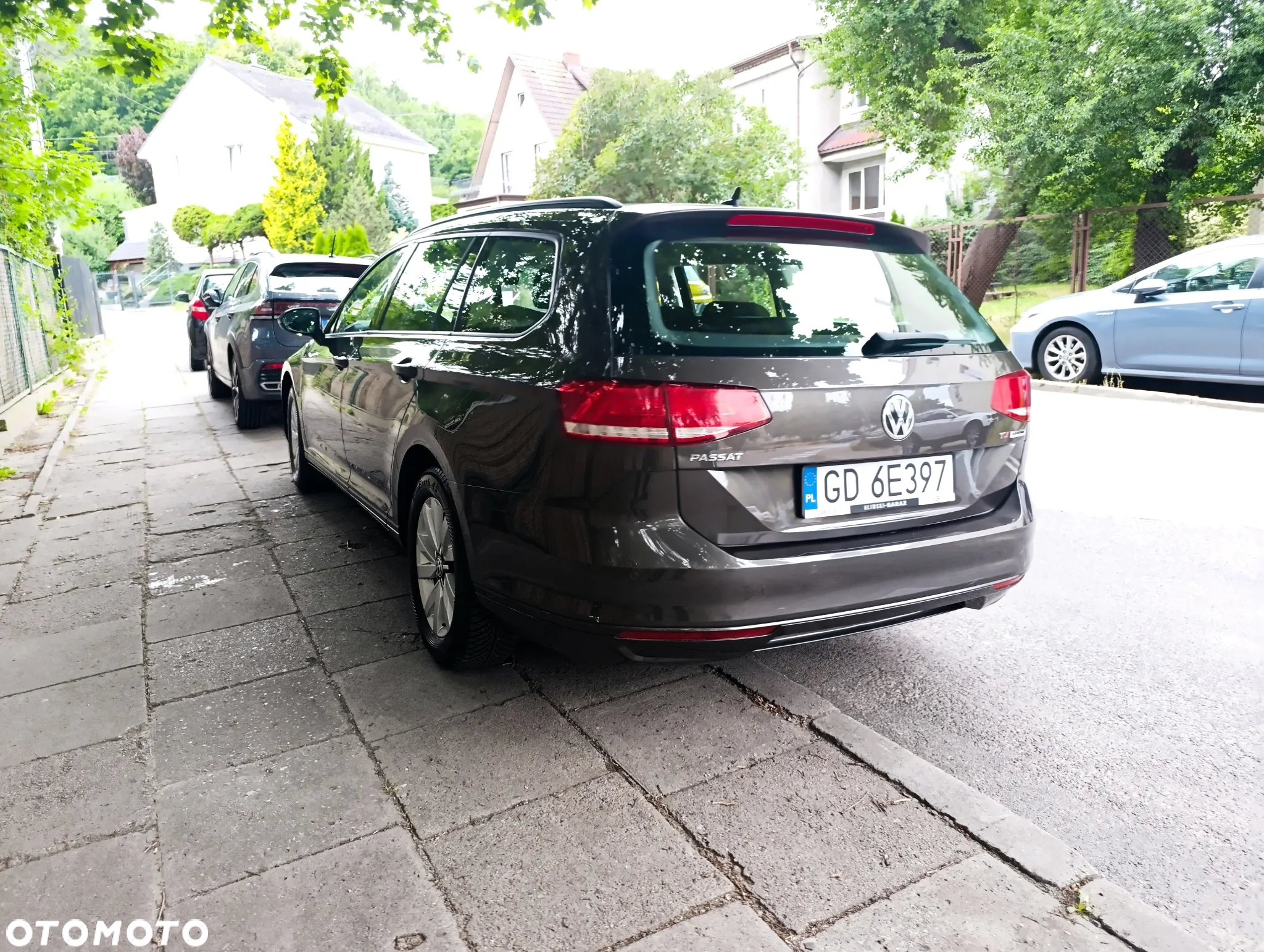 Volkswagen Passat 1.6 TDI BMT Trendline - 3