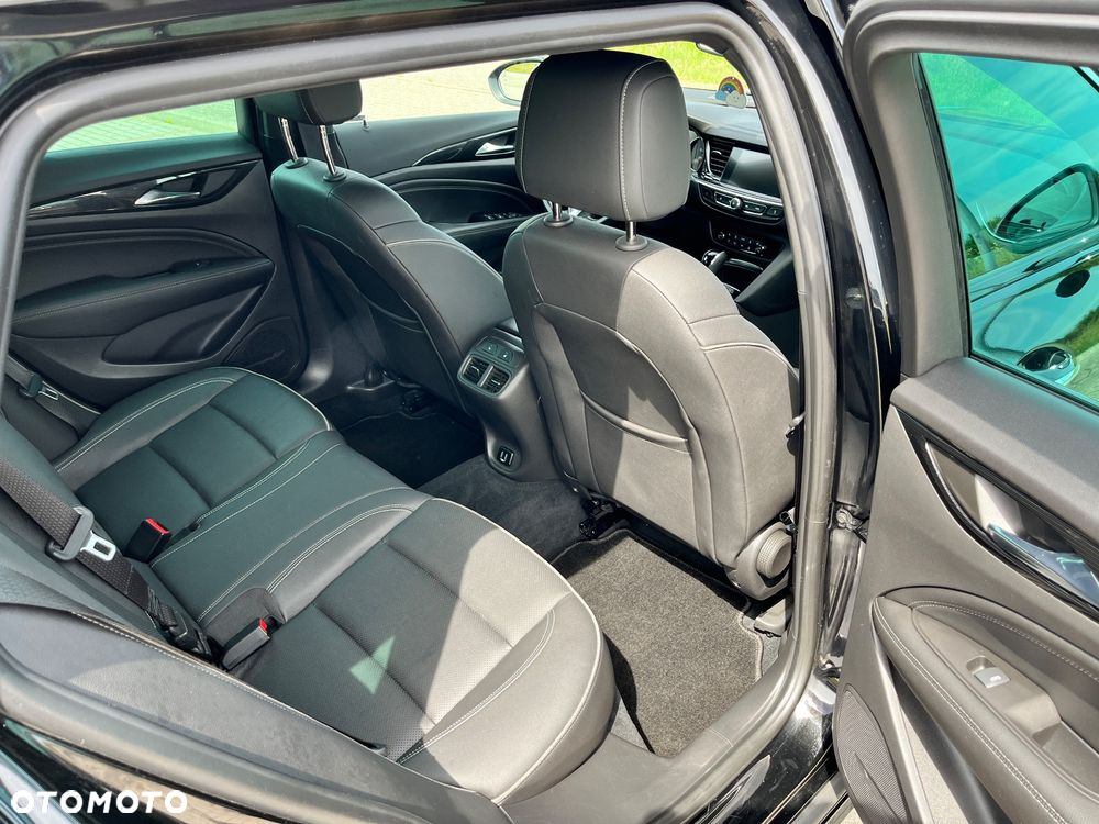 Opel Insignia 2.0 CDTI 4x4 Exclusive S&S - 11