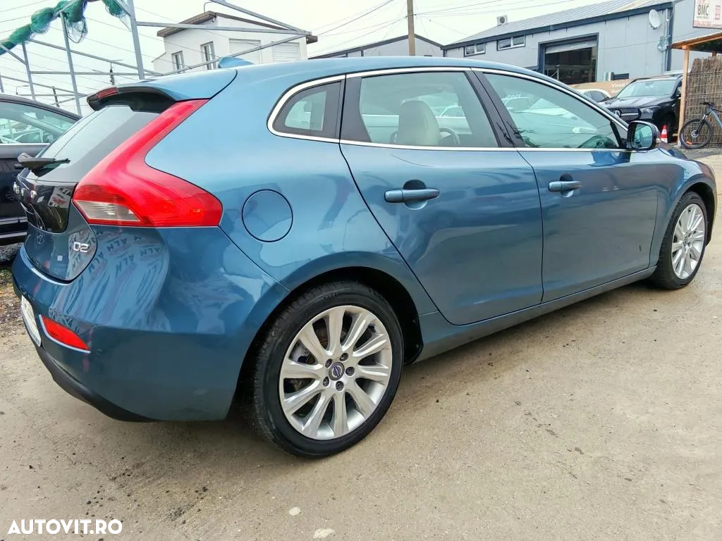 Volvo V40 D2 ECO Summum - 6