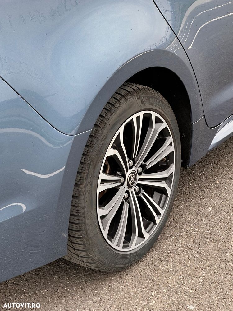 Toyota Corolla 1.8 Comfort - 9