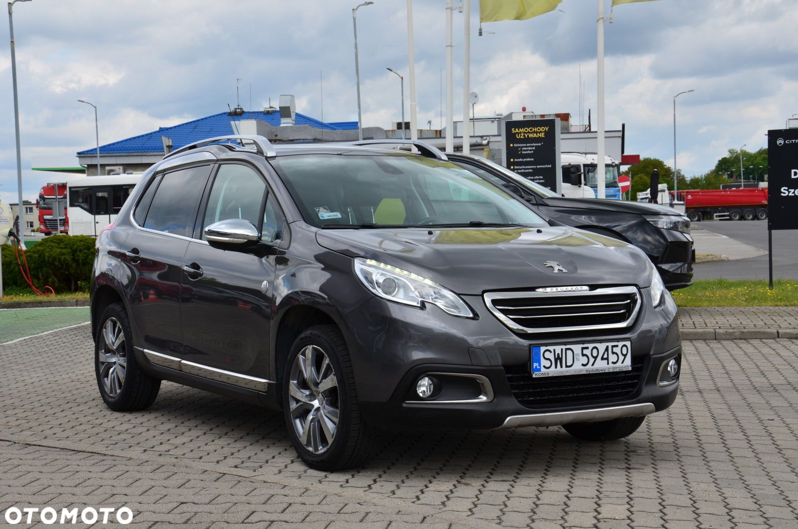 Peugeot 2008 - 4