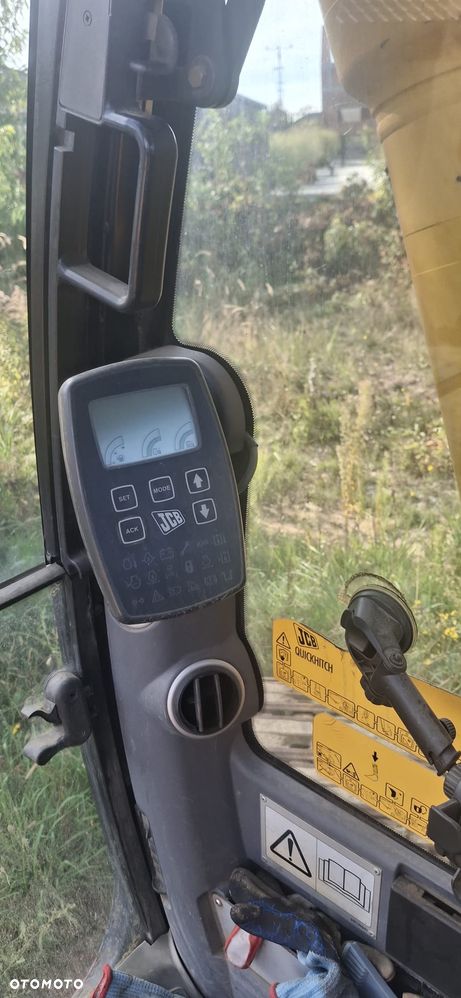 JCB JS 130 - 7