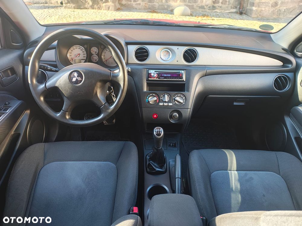 Mitsubishi Outlander 2.0 4WD Intense - 6