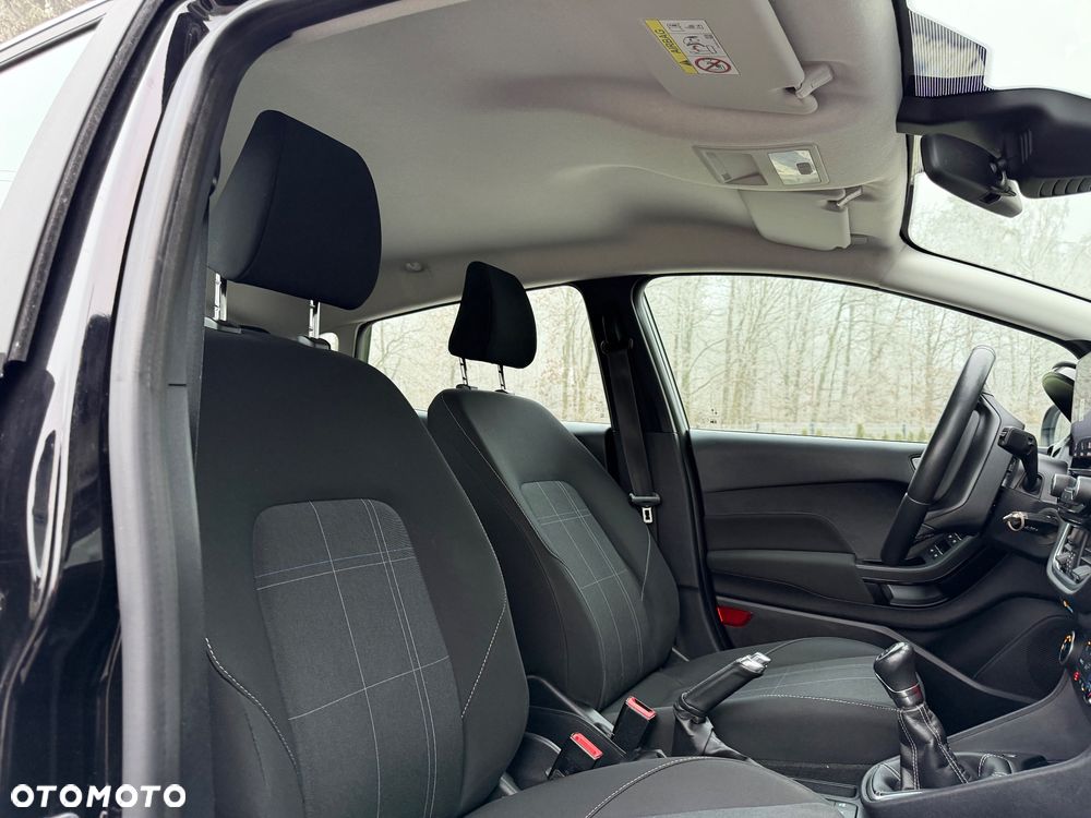 Ford Fiesta 1.1 S&S TITANIUM - 19