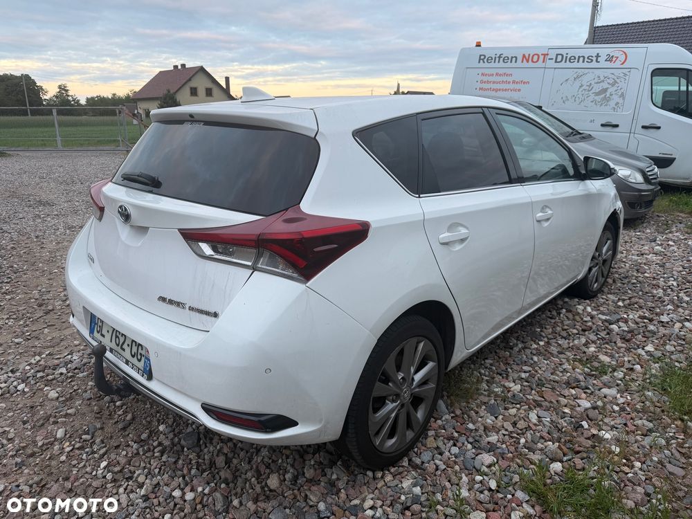 Toyota Auris 1.8 HSD Luna - 8