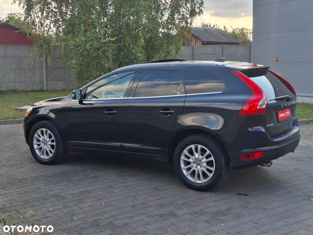 Volvo XC 60 D5 AWD Summum - 7