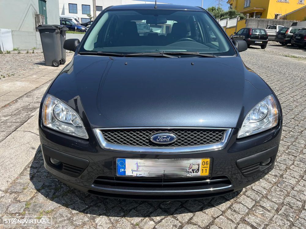 Ford Focus 1.6 TDCi Ghia - 4