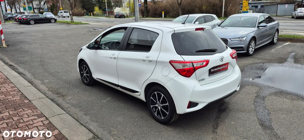 Toyota Yaris - 7
