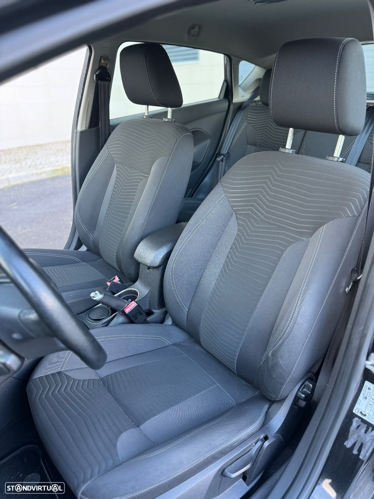 Ford Fiesta 1.6 TDCI Individual - 10