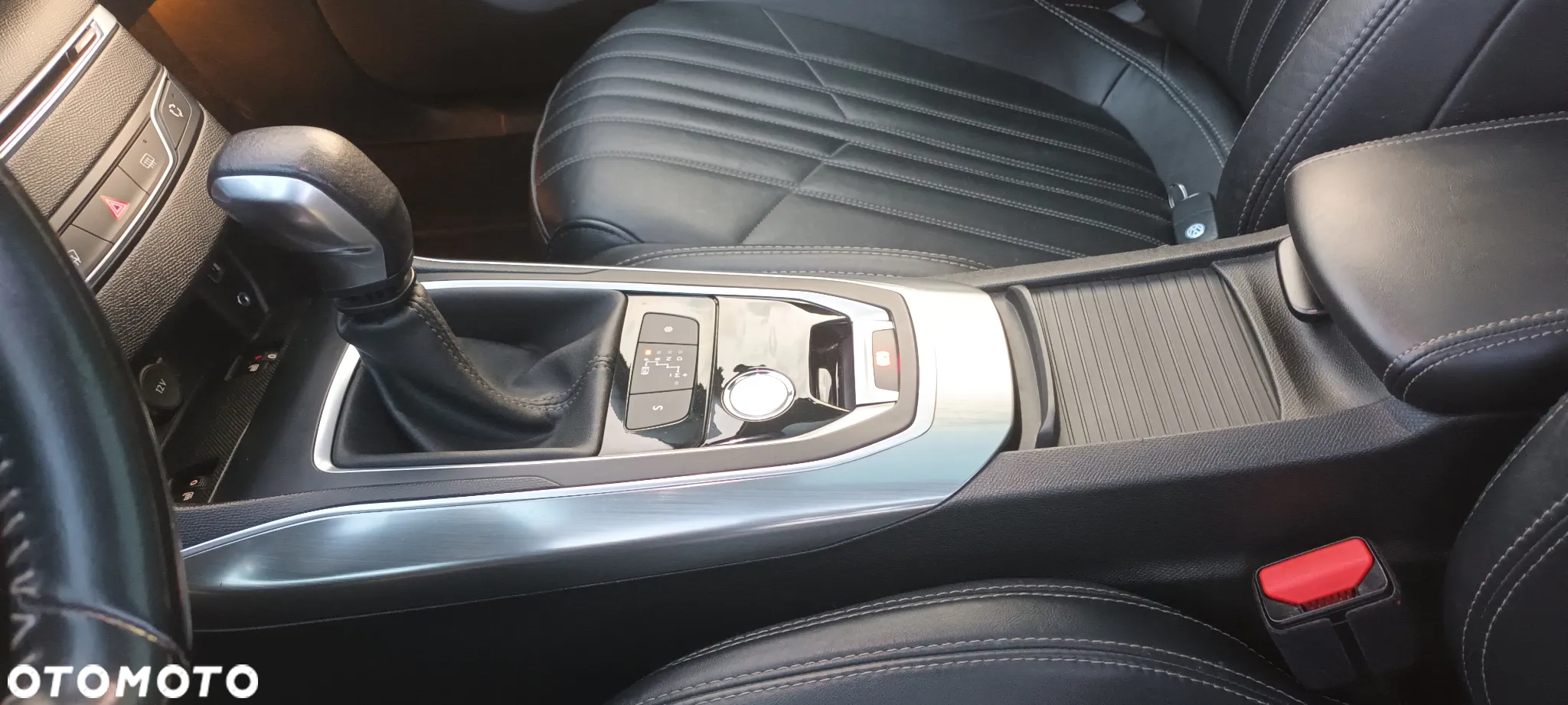 Peugeot 308 SW BlueHDi 120 EAT6 Stop & Start Active Business-Paket - 11