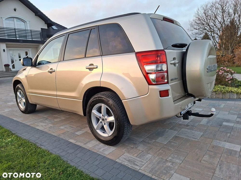 Suzuki Grand Vitara 2.0 De luxe - 5