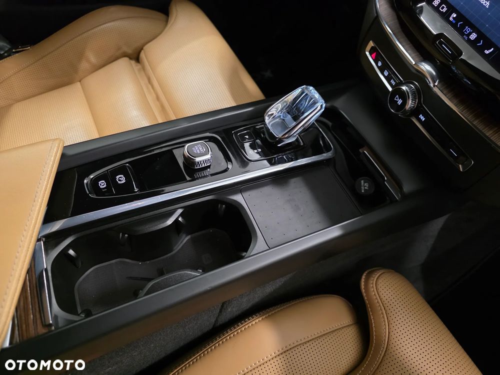 Volvo XC 60 B4 D Geartronic Inscription - 19