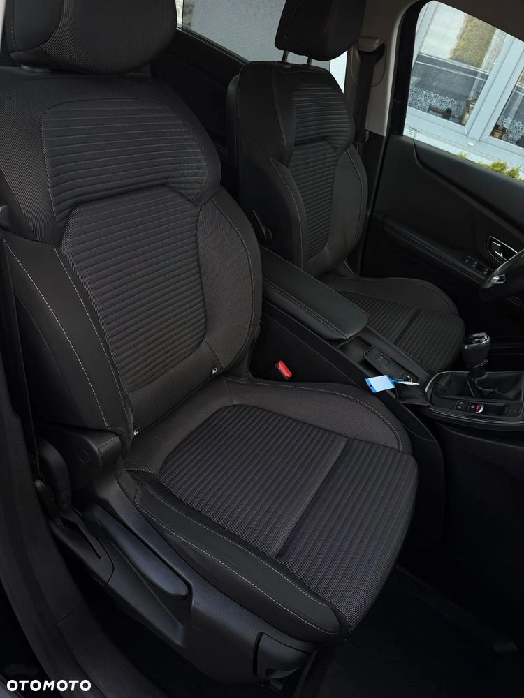 Renault Grand Scenic - 28