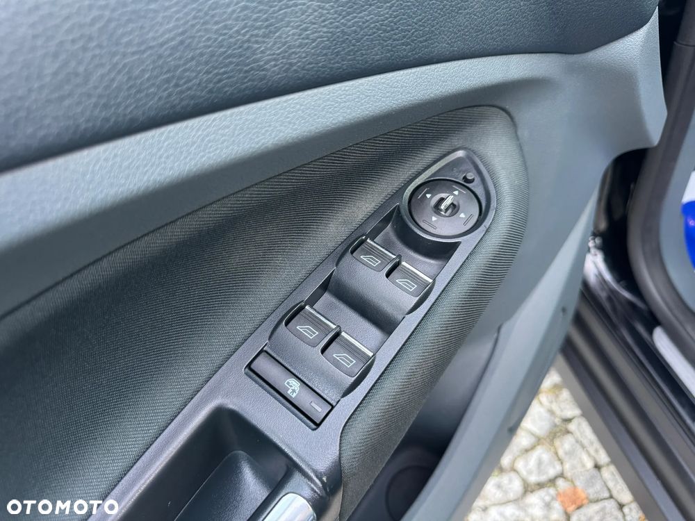 Ford C-MAX 1.6 EcoBoost Titanium - 27