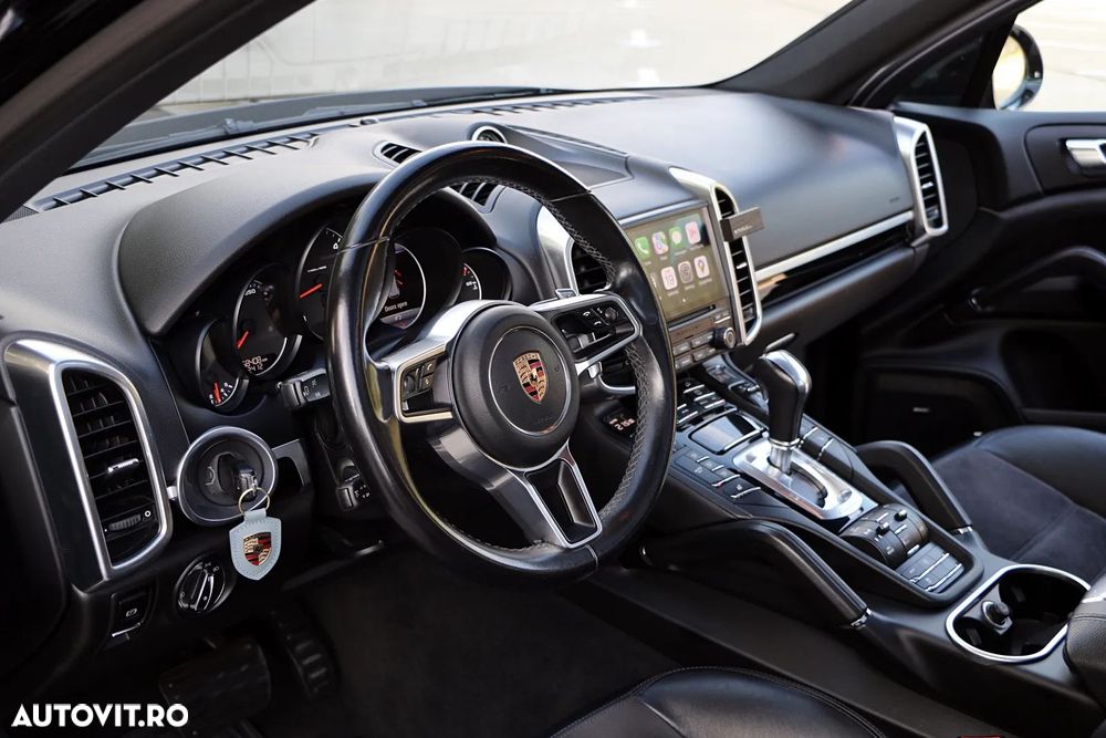 Porsche Cayenne 3.0 L - 14