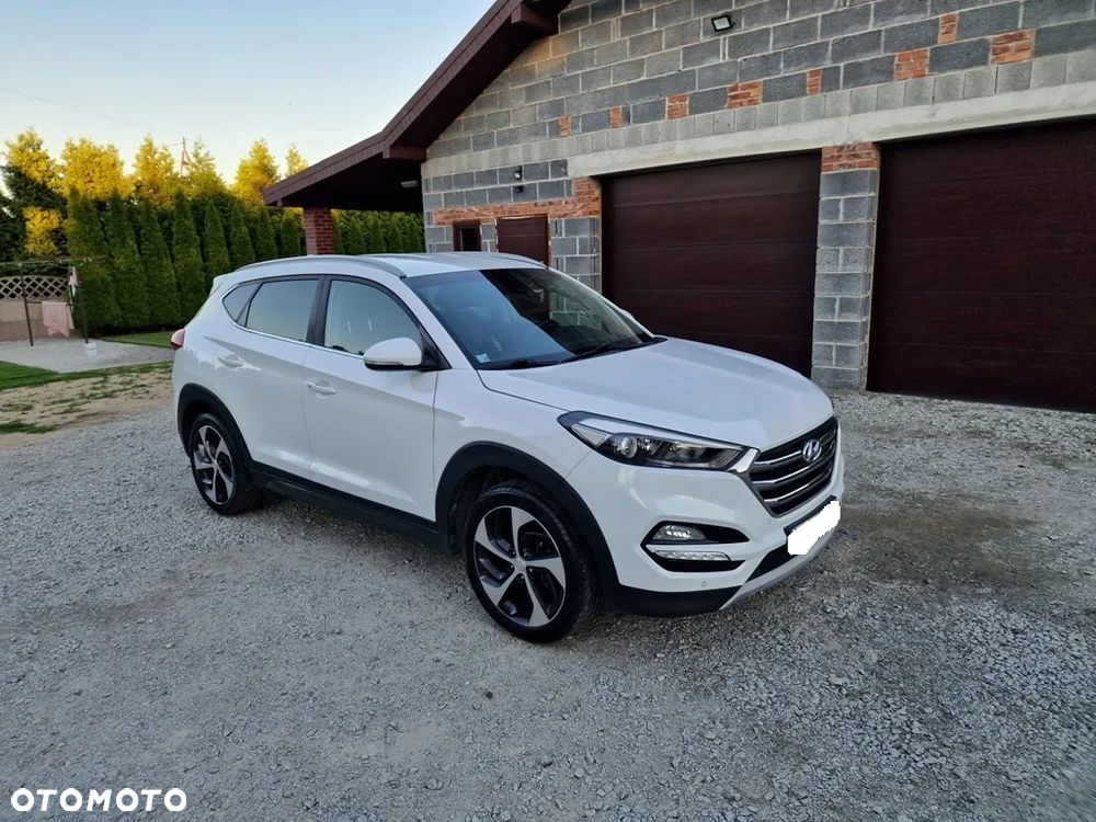 Hyundai Tucson - 1