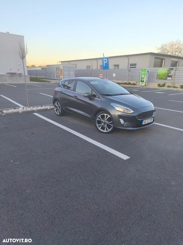 Ford Fiesta 1.0 EcoBoost S&S TITANIUM - 2