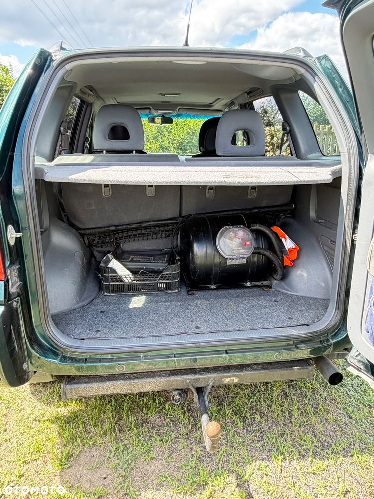 Toyota RAV4 - 7