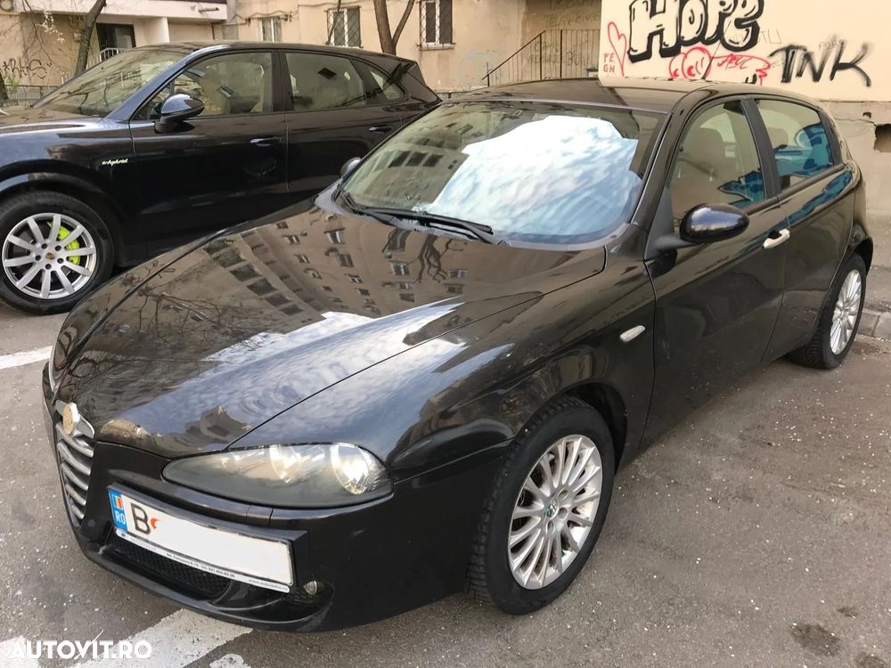 Alfa Romeo 147 1.9 JTD 16V M-Jet Distinctive - 3