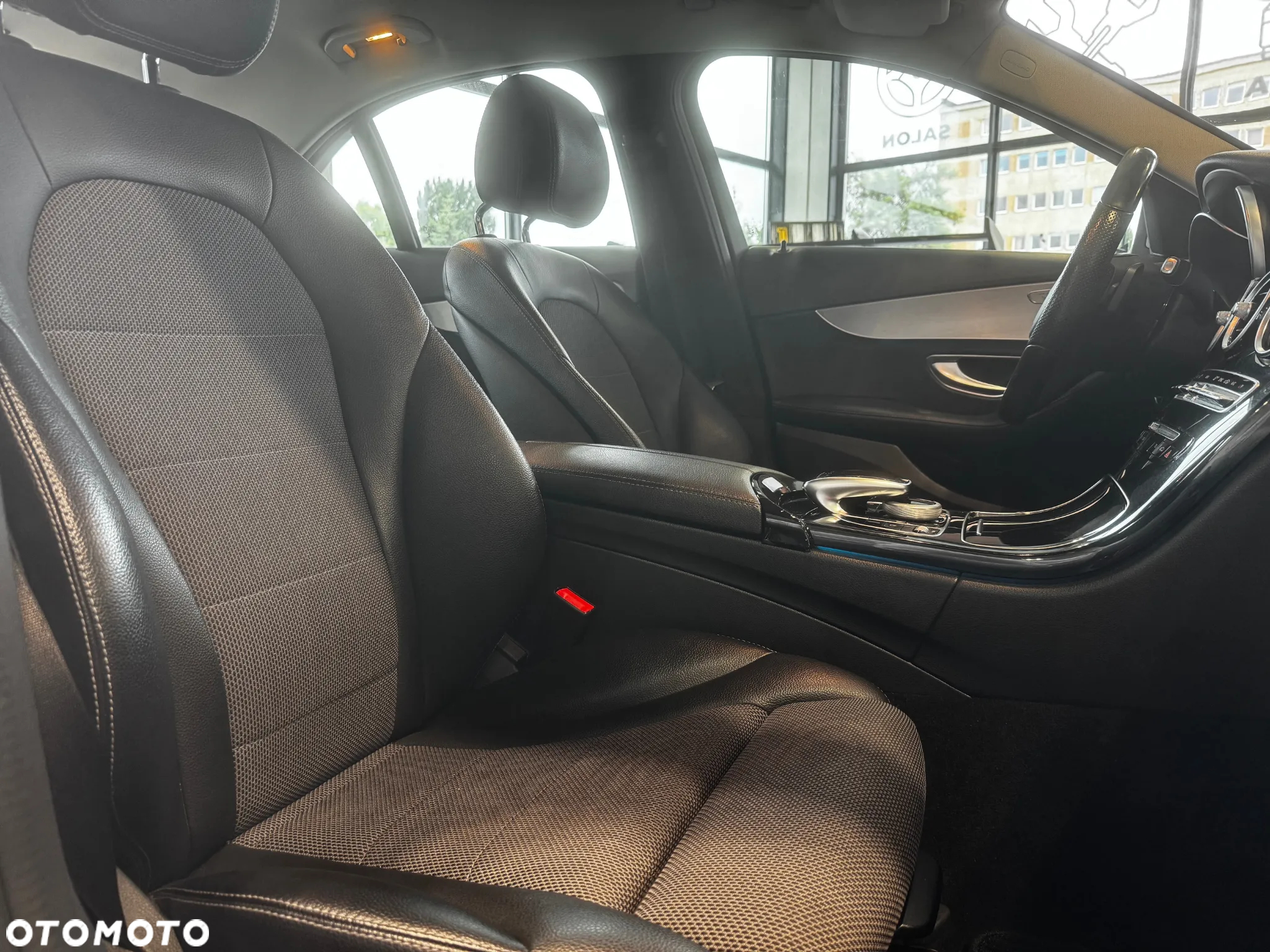 Mercedes-Benz Klasa C 200 7G-TRONIC Avantgarde - 19