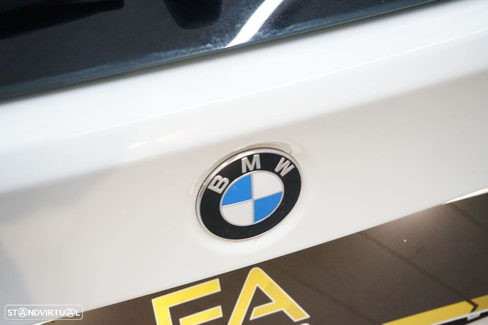 BMW 318 d Touring Line Sport - 14