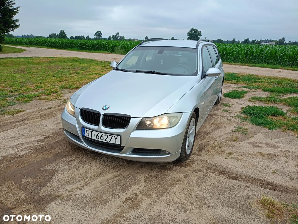 BMW Seria 3 318i - 2