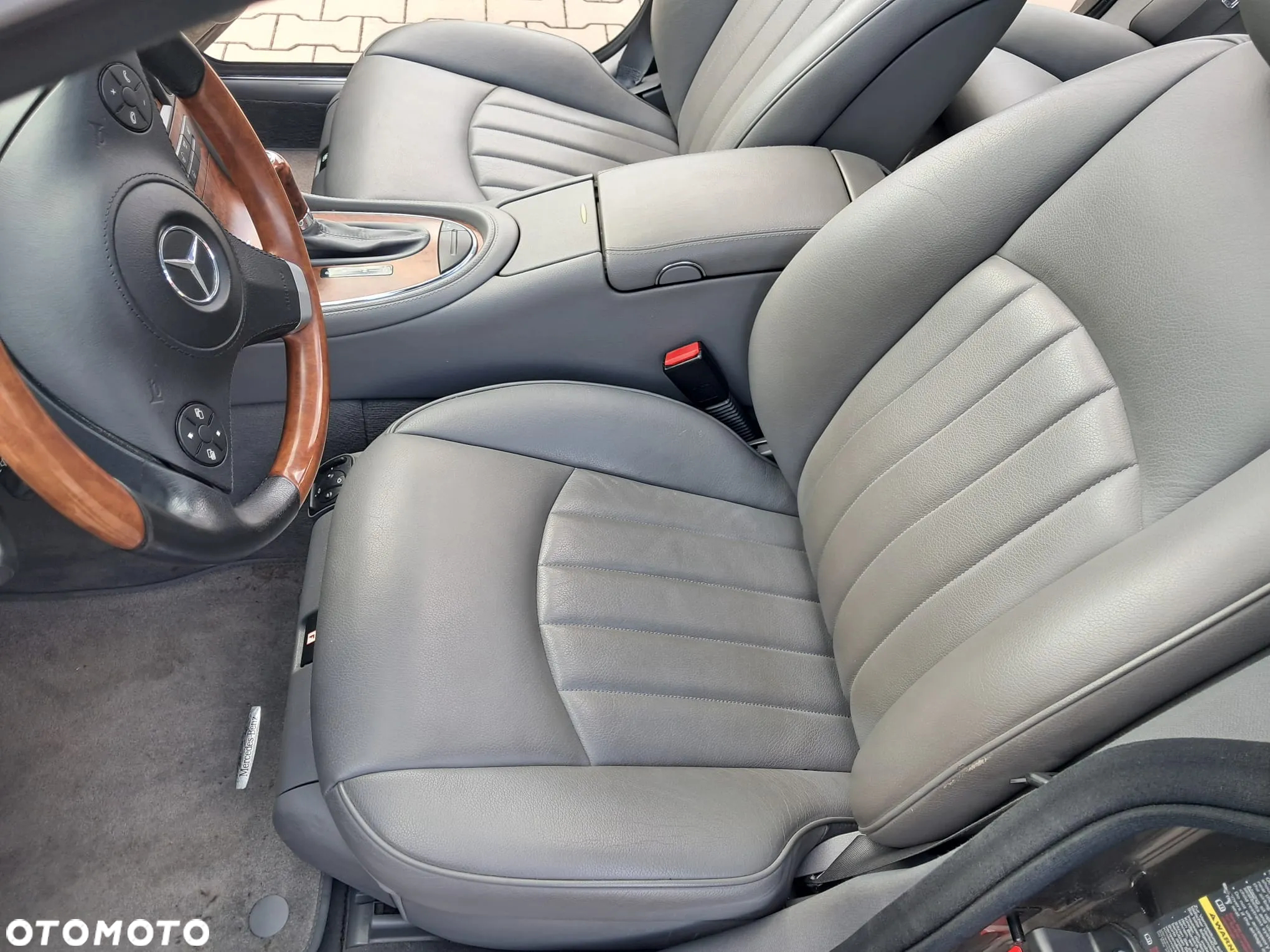 Mercedes-Benz CLS - 11