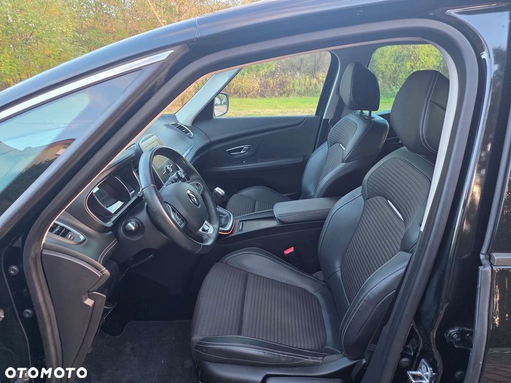 Renault Scenic BLUE dCi 120 BUSINESS EDITION - 21